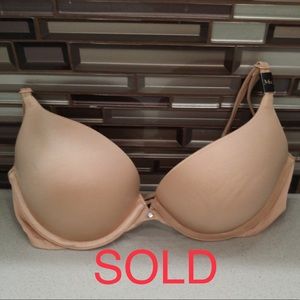 Victoria's Secret Very Sexy Push-Up Bra
